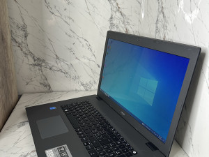 Laptop acer aspire E17 i3-5005U 4GB/500GB HDD