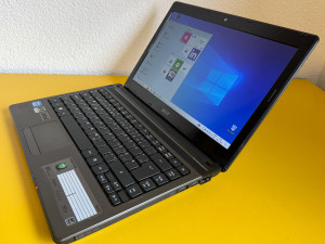 Laptop Acer 13.3" i5-2410M /SSD 128GB/12GB/2 grafike/TORBA