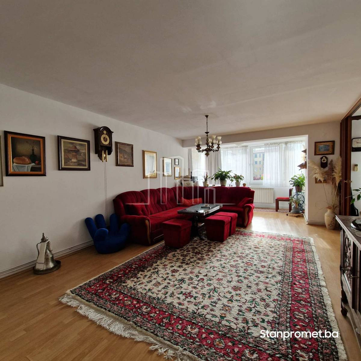 Četverosoban Stan 117m2 Centar Prodaja