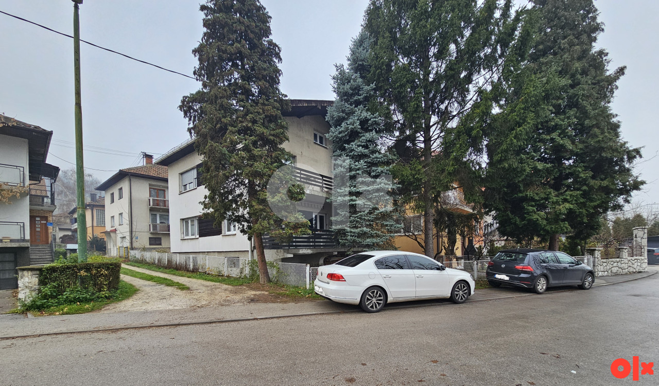 Kuća P+3 Visoko, Gornje Rosulje 200m od Kružnog toka