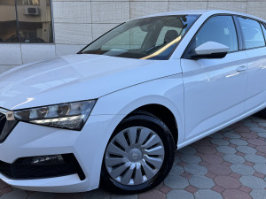ŠKODA Scala 1.6 TDi "STYLE" Full LED CarPlay Navi Grijači 2020