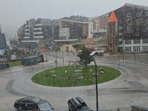 Izdajem apartmani bjelasnica