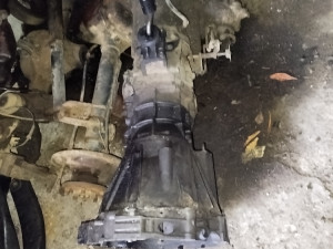 Jeep cherokee 1.9 TDI  mjenjac kvacilo Jeep cheroke