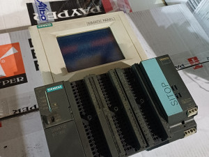 PLC SIEMENS S7-300