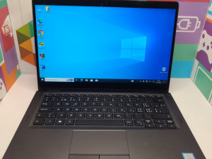 Laptop DELL 5300 i5-8365U / 8GB / 256GB / UHD 620 / 13.3"