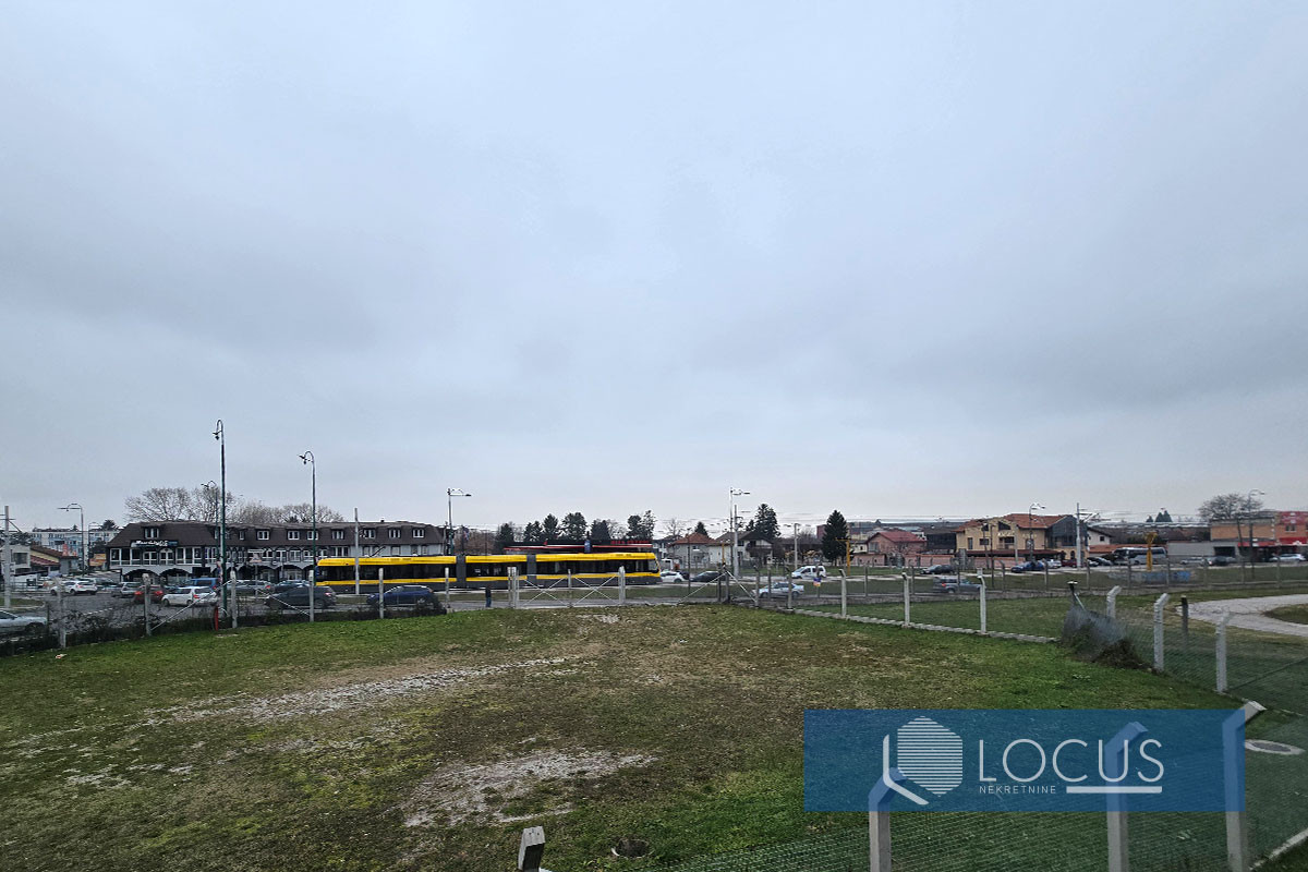 LOCUS prodaje: TOP LOKACIJA!!! Kuća u centru Ilidže 12