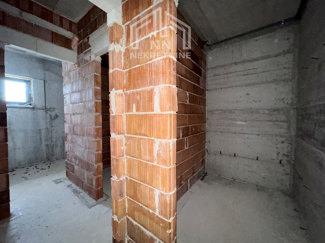 NN Nekretnine : Poslovni prostor 101m2 - Bjelašnica 12