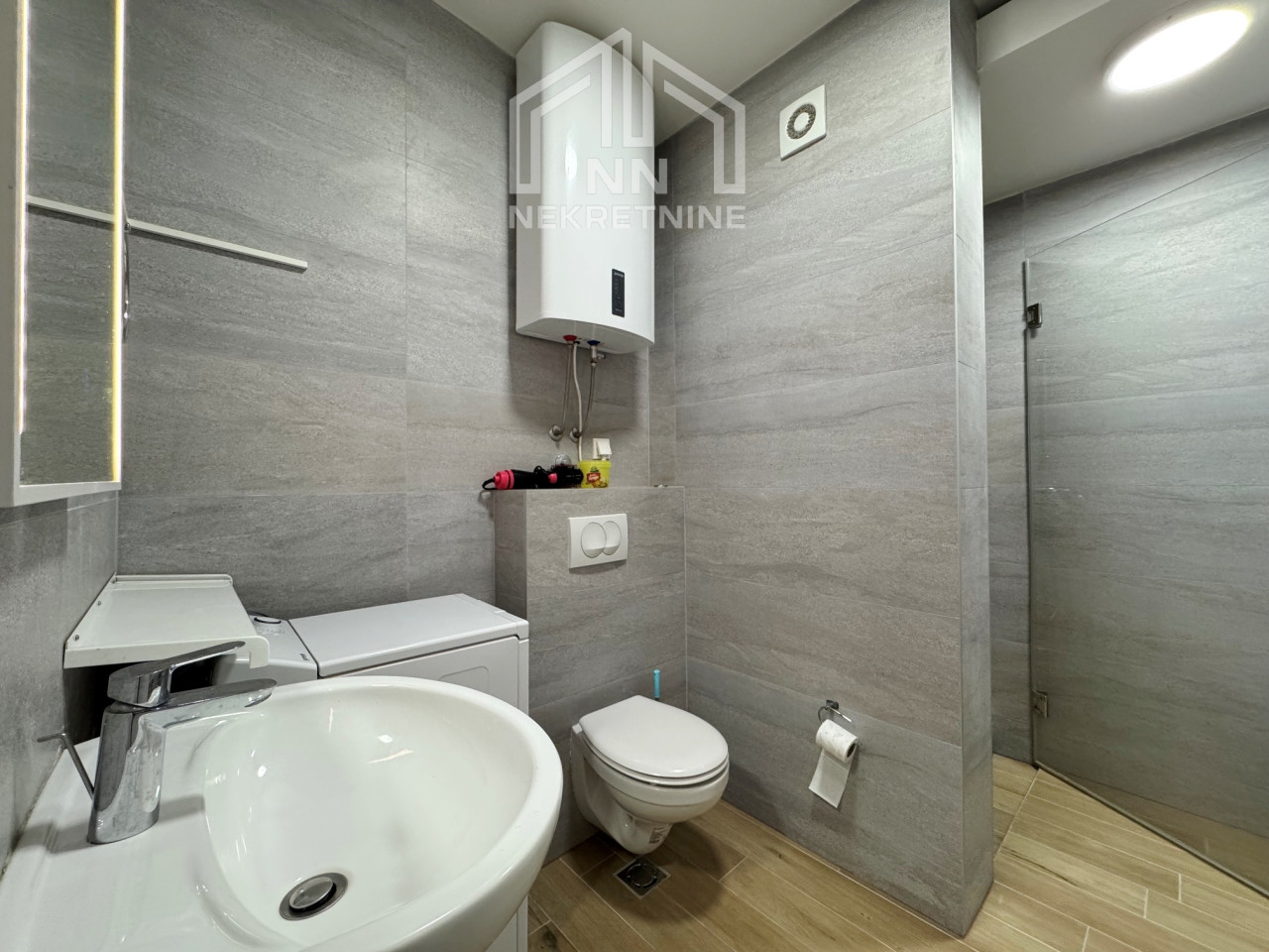 NN Nekretnine : Trosoban apartman 64m2 - Bjelašnica 15