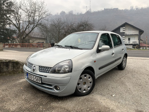** Renault Clio 2 1.5 DCi 48KW REG KLIMA **