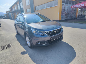 Peugeot 2008 1.5 BlueHDI Signature
