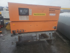 Dizel Gradjevinski Vijčani kompresor 5.50m3/min