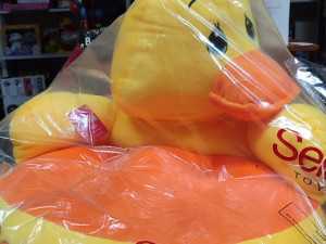 Patka,  fotelja dječija namještaj igračke bebe