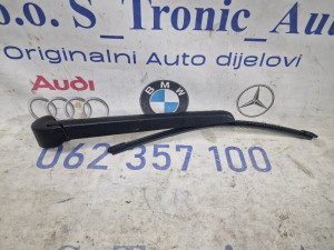 Brisac zadnji audi q5 8R