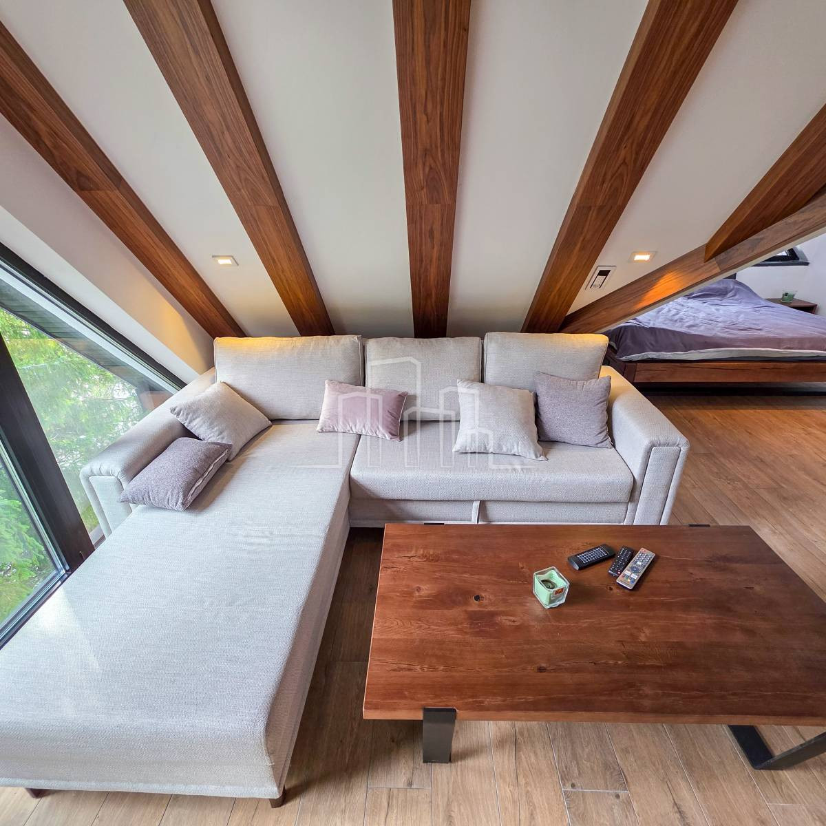 Opremljen Penthouse apartman 54m2 Dvorišta Jahorina prodaja 2