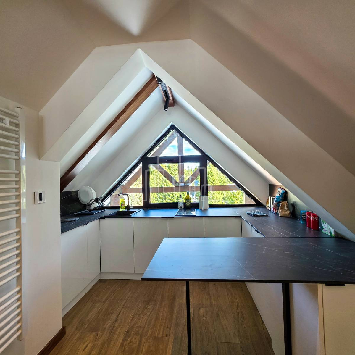 Opremljen Penthouse apartman 54m2 Dvorišta Jahorina prodaja 12