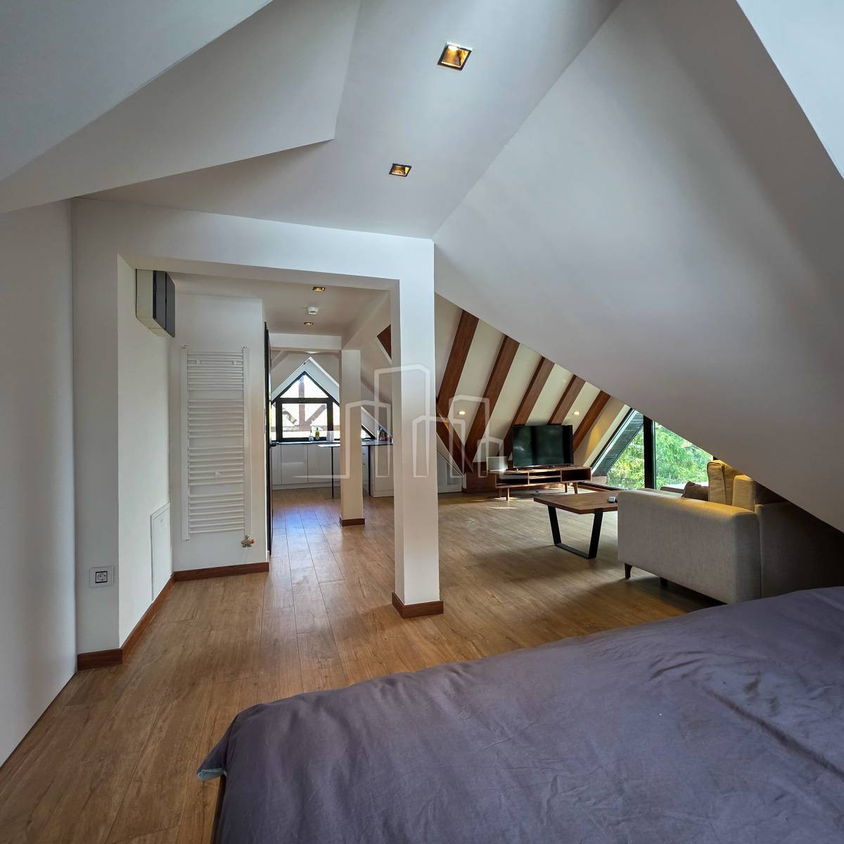 Opremljen Penthouse apartman 54m2 Dvorišta Jahorina prodaja 24