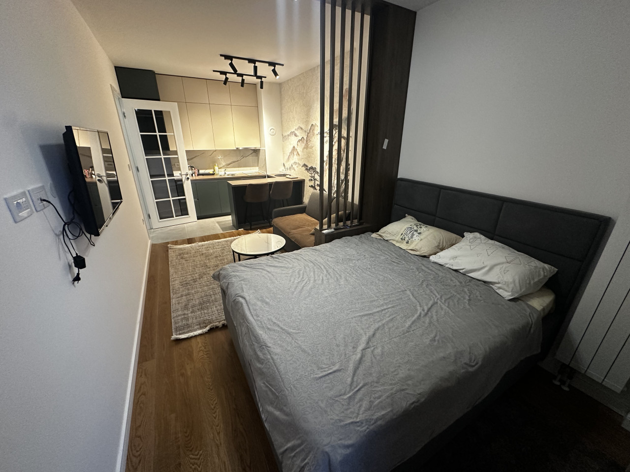 LUX garsonjera + parking - GRAND TRADE - 33 m² - Mehr