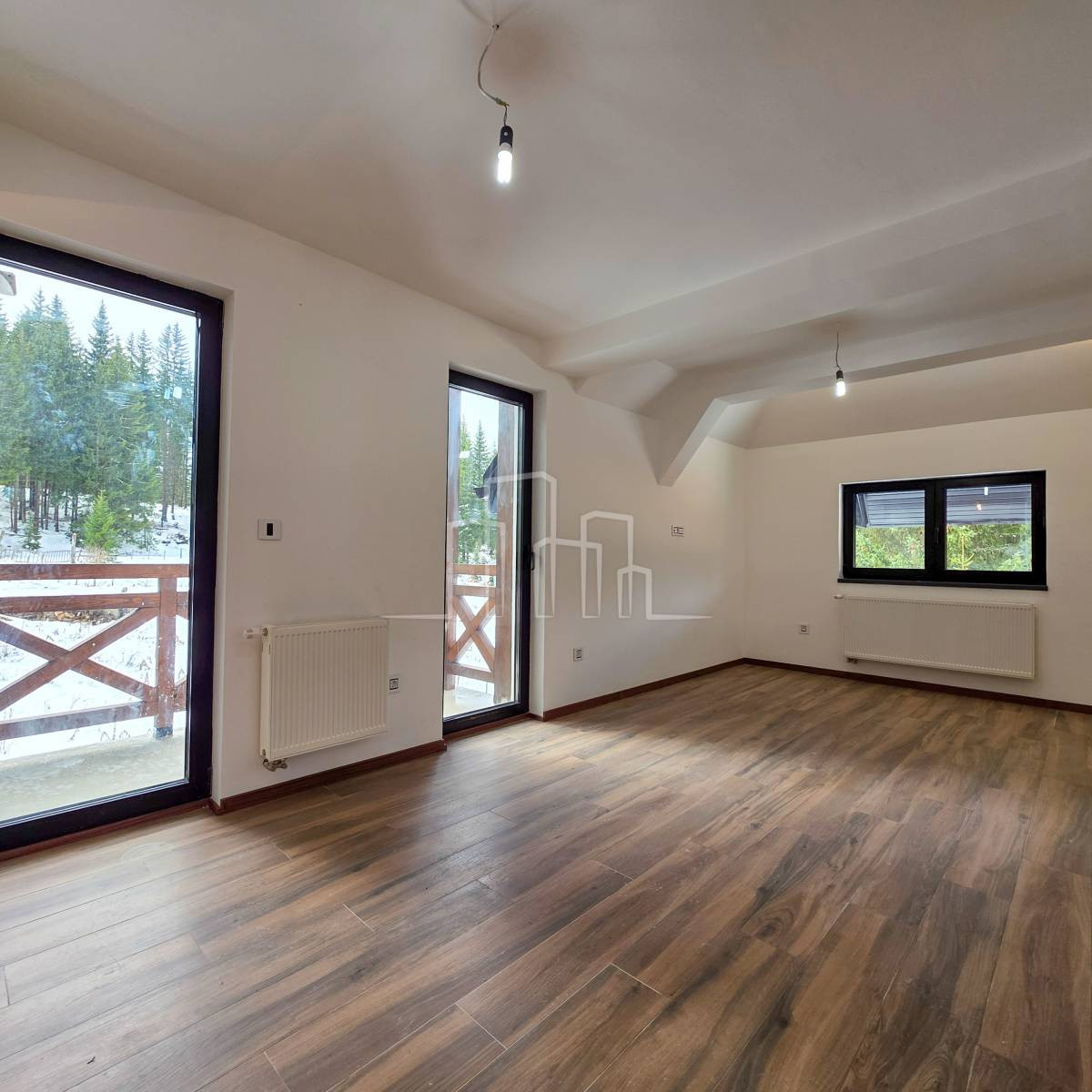 Komforan apartman sa dvije spavaće sobe 79m2 Dvorišta 7