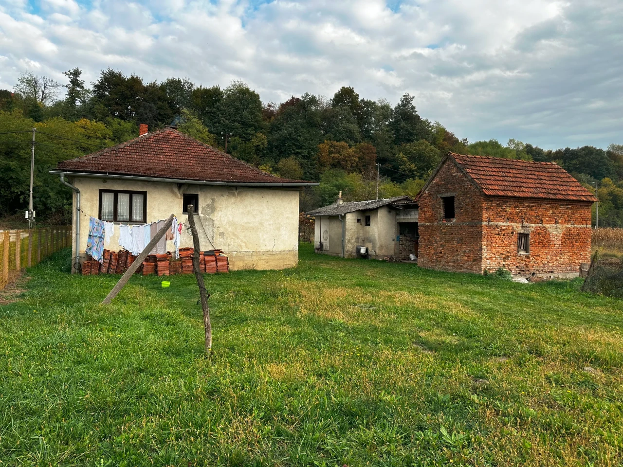 Kuća i plac na obali Vrbasa - 4094 m2 8