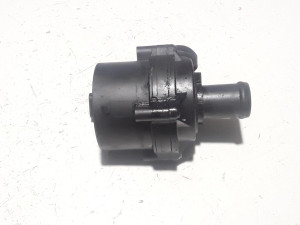 5Q0965567J CIRKULACIONA PUMPA  Volkswagen Tiguan 2011-