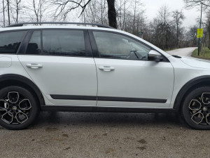 Škoda Octavia Scout 2016