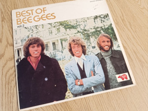 Bee Gees - The Best ih Bee Gees
