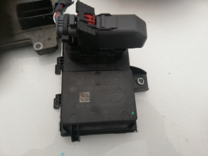 OPEL Astra J benzin modul / elektronika pumpe goriva 20831727