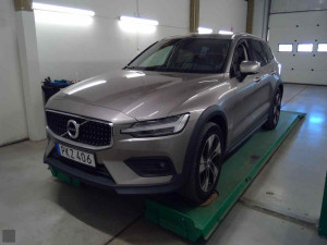 Volvo V60 Cross Country 2019