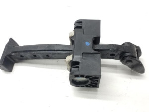 7311337 GRANICNIK VRATA  BMW 1 F20 / F21  2011- 2019