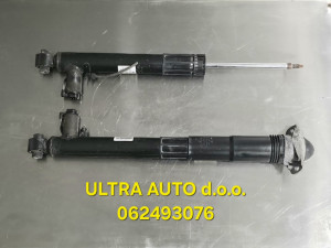Passat 8 amortizeri zadnji amortizer elektricni 3Q0512009AK Pasat