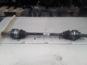 7597681A POLUOSOVINA  BMW 1 F20 / F21  2011- 2019