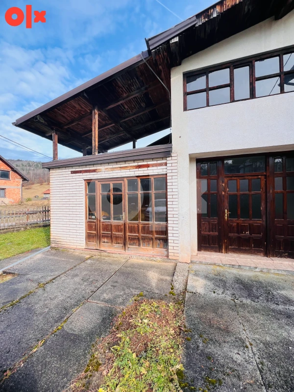 Kuća Sumbulovac, Pale 370m2 2