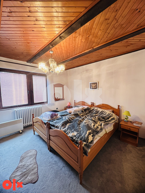 Kuća Sumbulovac, Pale 370m2 14