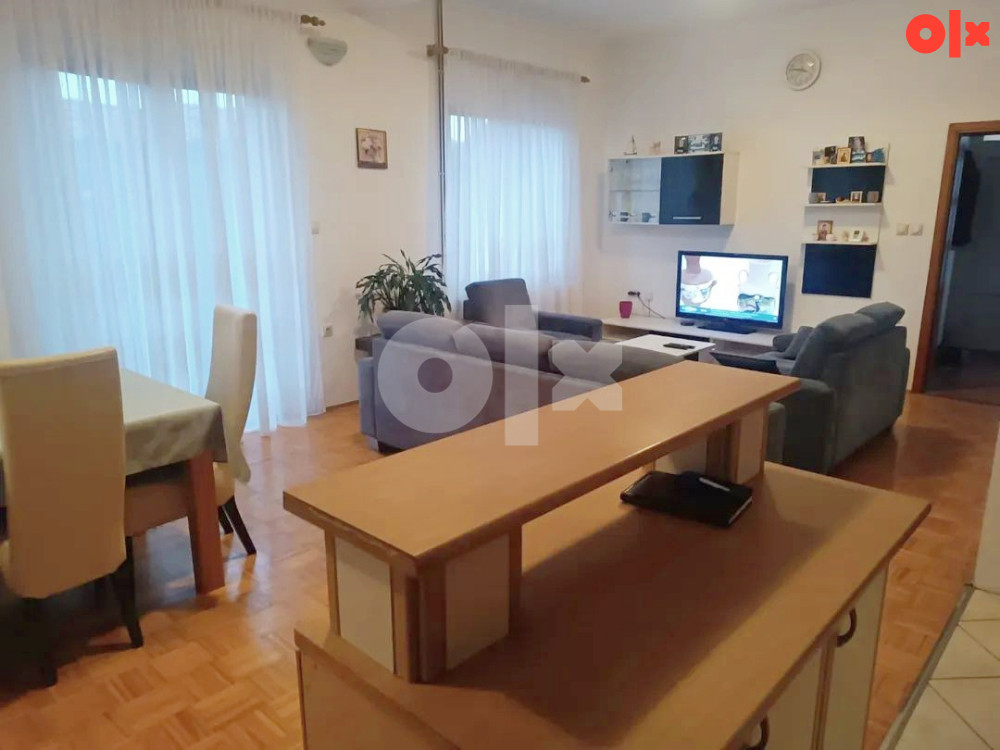 Banja Luka namještena kuća + poslovni prostor 6