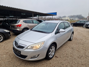 Opel Astra dizel 1.7 CDTI 81 KW