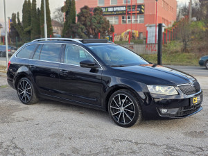 Škoda Octavia 2.0 TDI DSG 4x4 Laurin&Klement PANO NAVI 2015