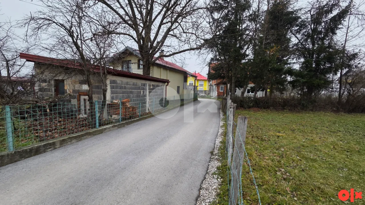 Zemljište Ilidža, Osik / 2336m2/3570m2 10