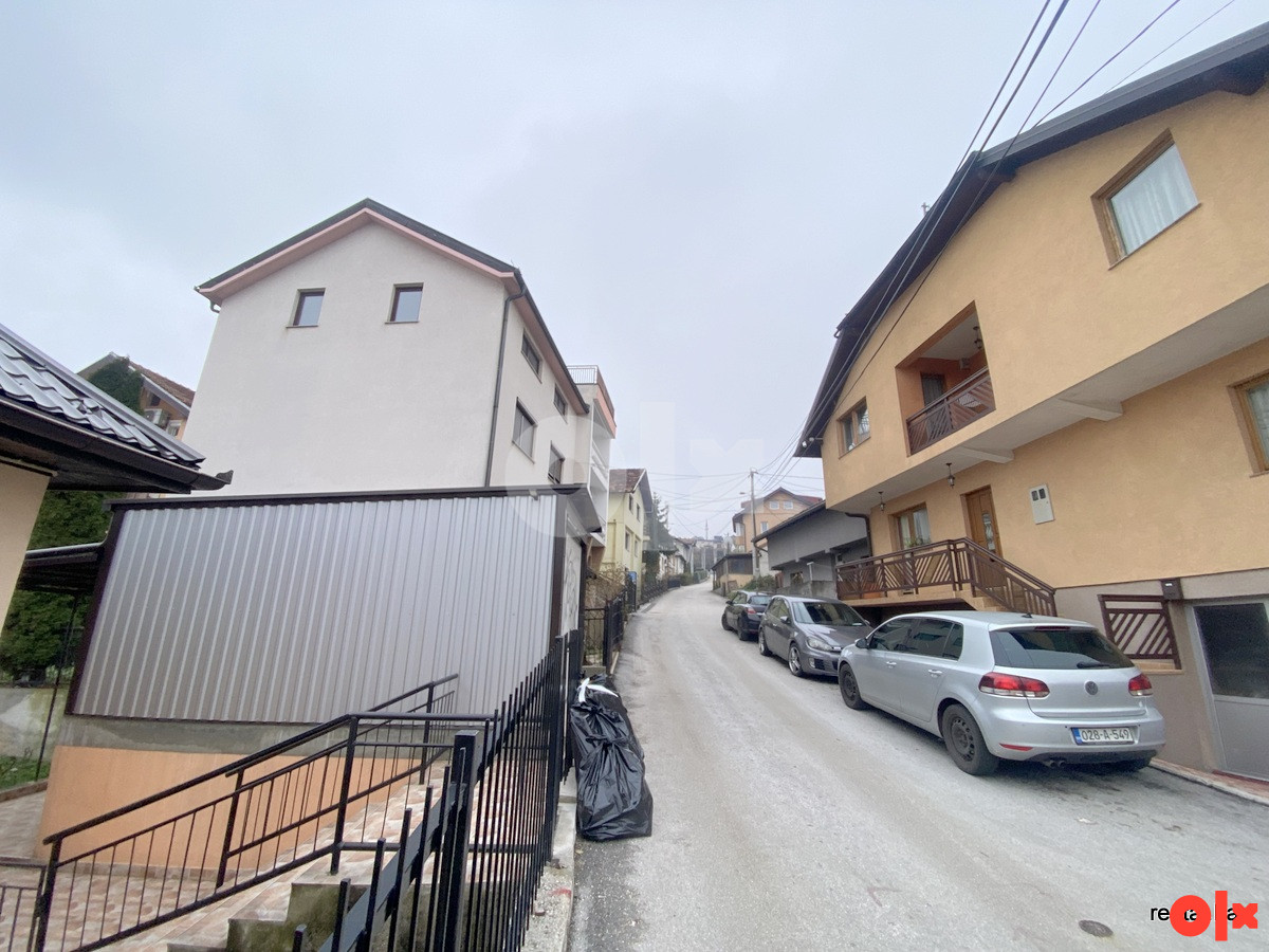 Dvosoban stan najam Hrasno brdo Sarajevo 3
