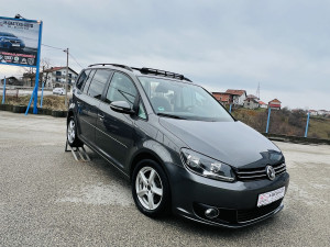 Volkswagen Touran 2.0 tdi 7sjedista