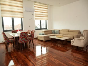 Stan Jelah Tešanj 100m2