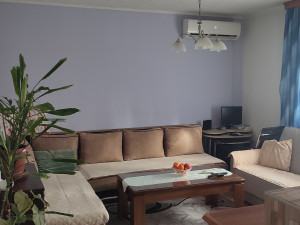 Prodaje useljiv dvosoban stan u kvartu Bišće polje u Mostaru