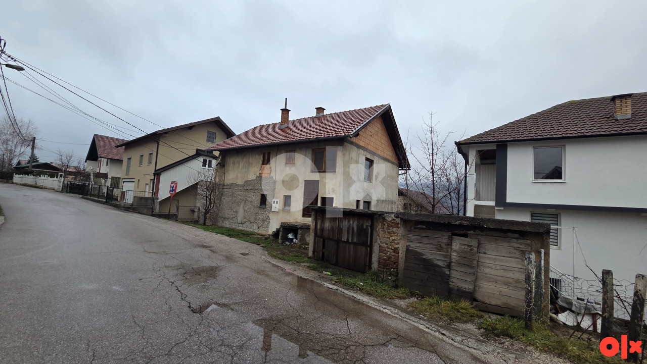 Kuća Zahira Panjete 81m2 / 171m2 okućnica / Buca potok/Pofalici