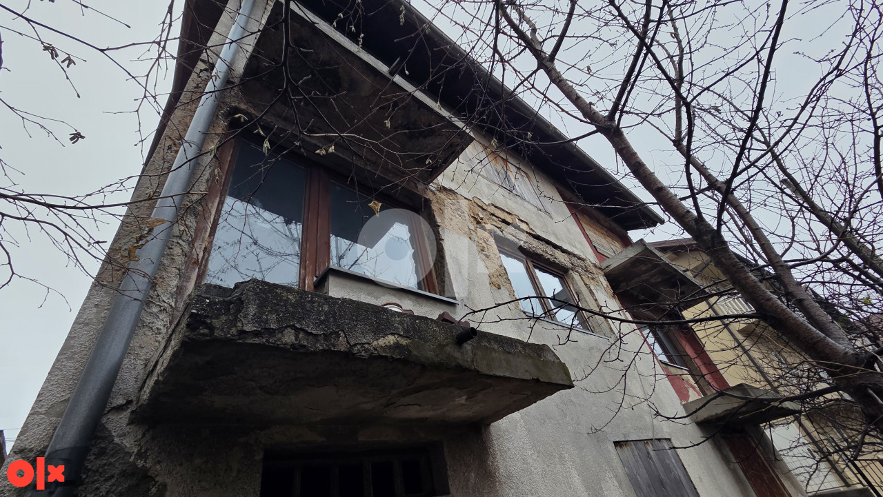 Kuća Zahira Panjete 81m2 / 171m2 okućnica / Buca potok/Pofalici 9
