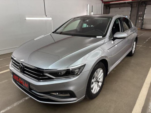 VW Passat 2.0 TDI DSG7 IQ.LIGHT MATRIX VIRTUAL PANORAMA ACC