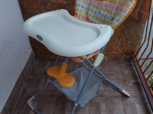 HRANILICA ZA BEBE STOLICA Hranilice  GRACO SNACK top stanje