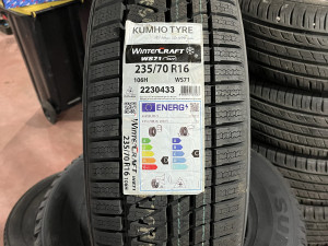 235/70 R16 Kumho Zimska Guma 235 70 16
