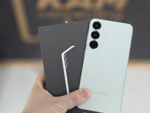 *Kao Nov* Samsung Galaxy S25 Plus 256/12GB