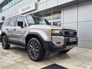 TOYOTA LAND CRUISER 250 2.8D (205KS) HYBRID 48V 4WD PREMIUM