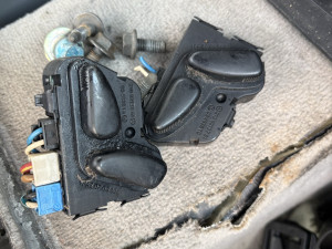 Prekidac tipka sjedista mercedes w210