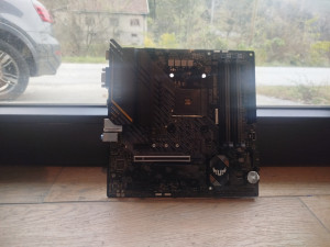 Asus TUF Gaming B550M E AM4 ODLIČNA GAMING MATIČNA PLOČA